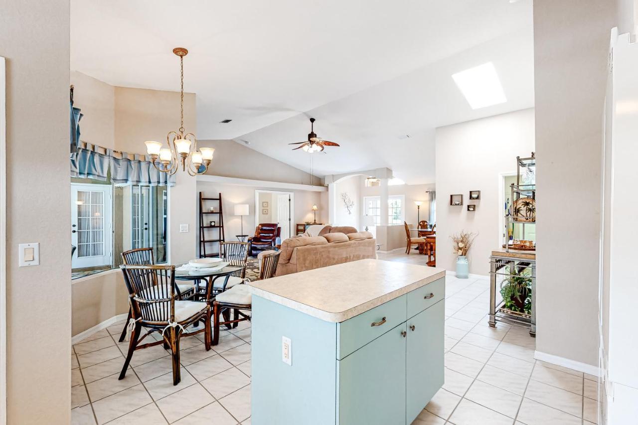 Life At The Canal Cape Coral Exterior foto